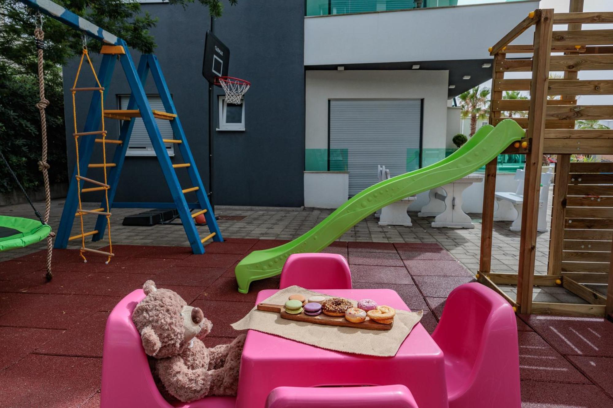 Bed & Breakfast Boutique Cosmopolis 4*