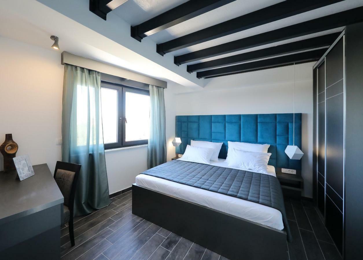 Boutique Cosmopolis Bed & Breakfast Bibinje