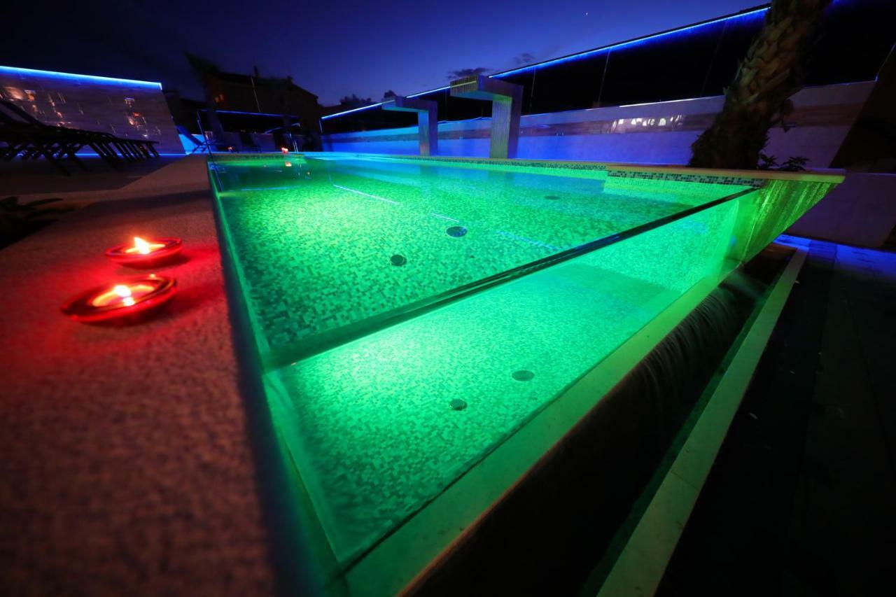 Frühstückspension Boutique Cosmopolis 4*