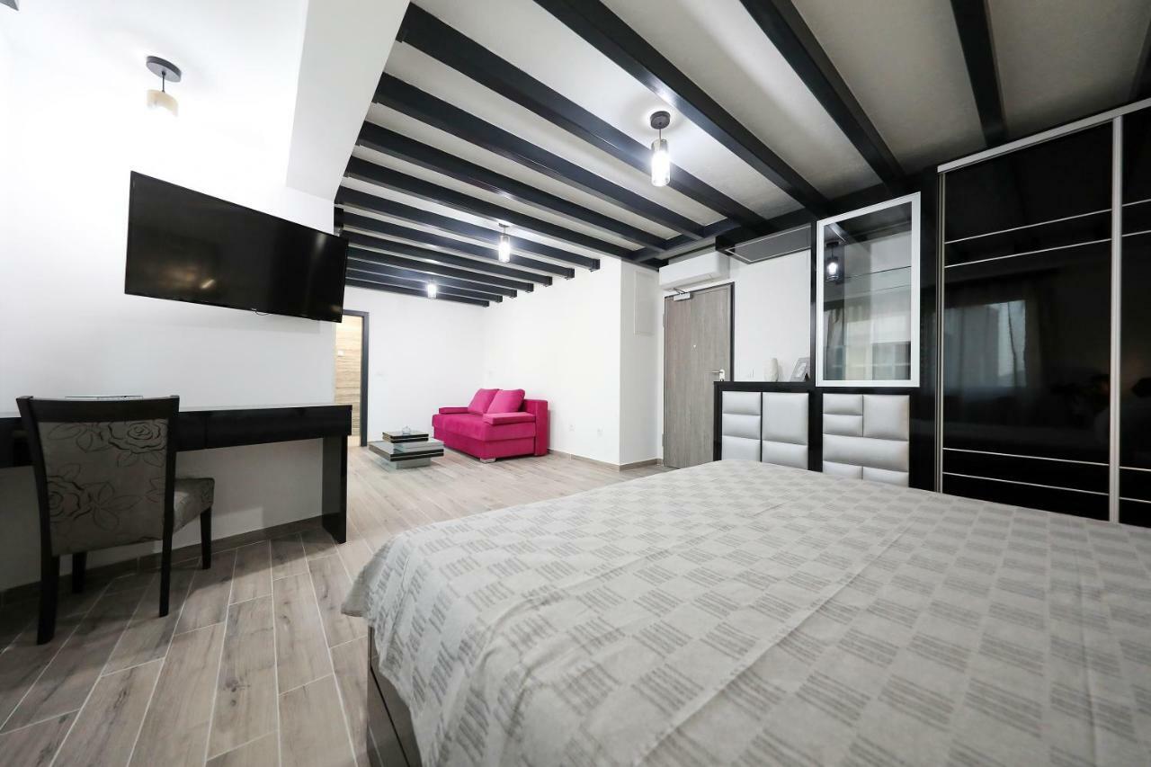 Boutique Cosmopolis Bed & Breakfast 4*
