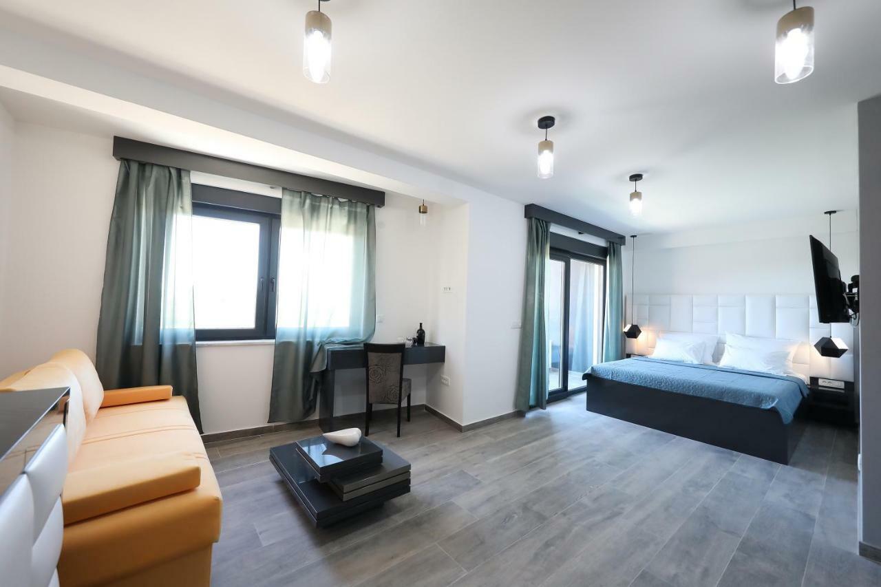 Boutique Cosmopolis 4*