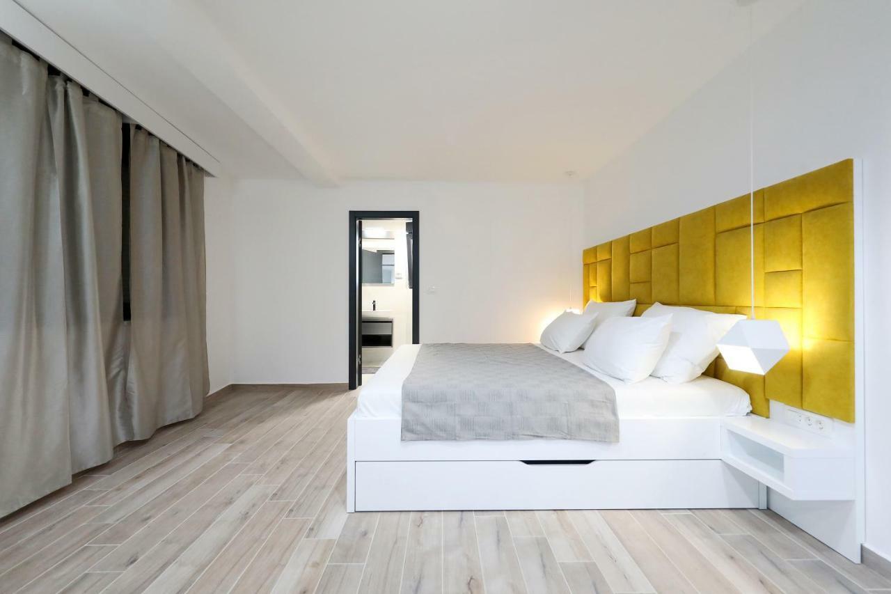 Boutique Cosmopolis Bed & Breakfast Bibinje